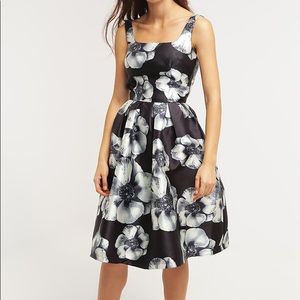 NWT Chi Chi London, size 14